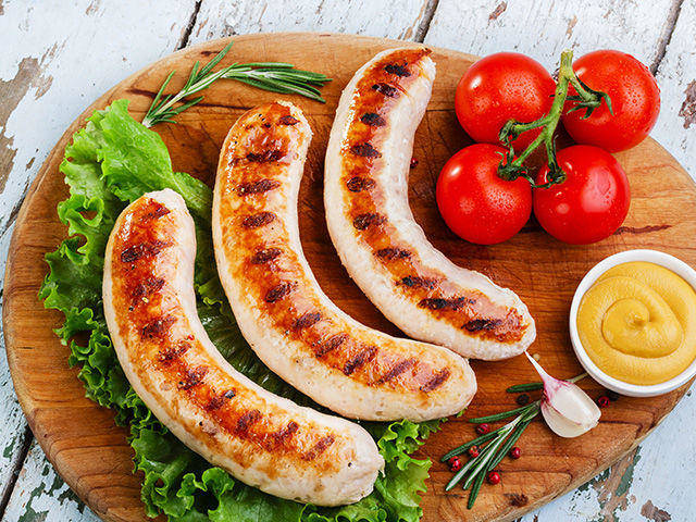 Quattro modi di cucinare salsicce di pollo