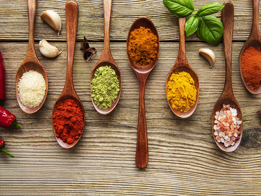 Спецыі для курыцы: якія абраць, як спалучаць і якімі спосабамі прыгатавання іх палепшыць