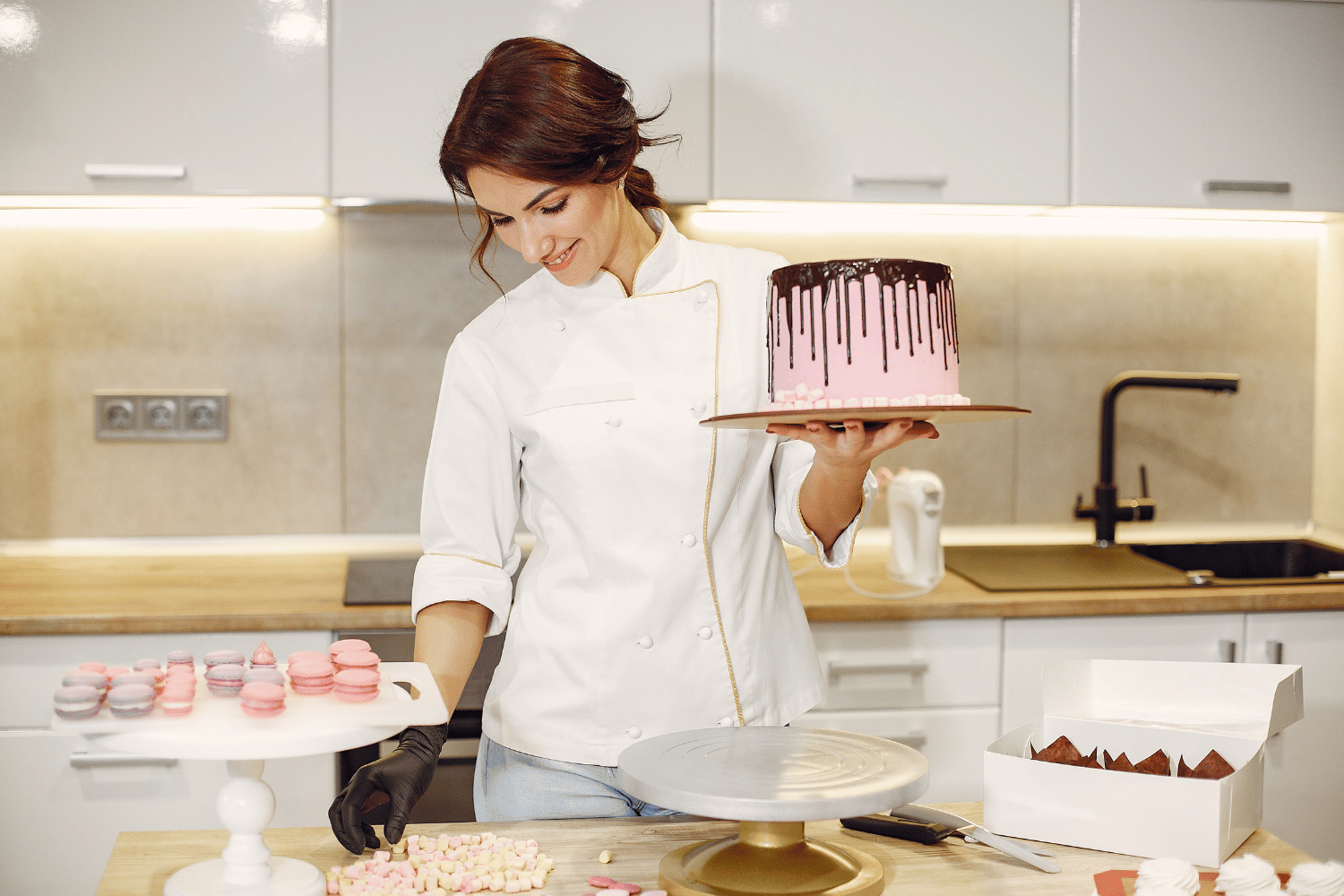 Negozi di decorazione torte: Ecco Peroni Kitchen Store – Peroni Srl
